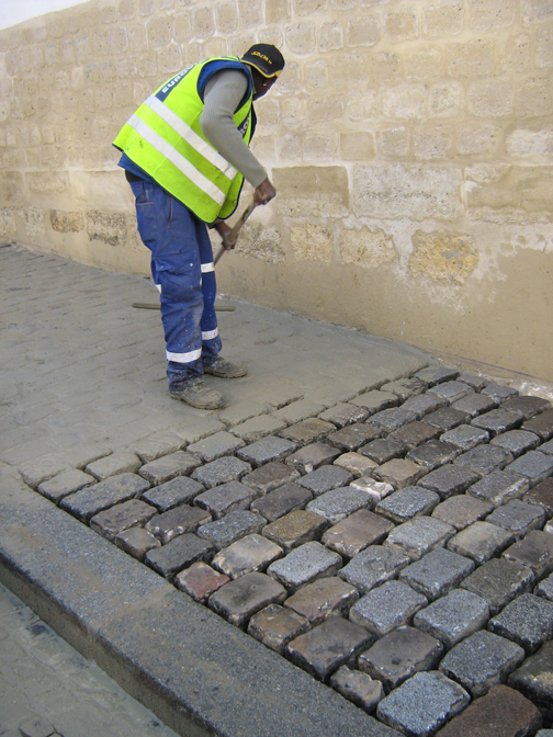 cobblestone street paris paver cementing